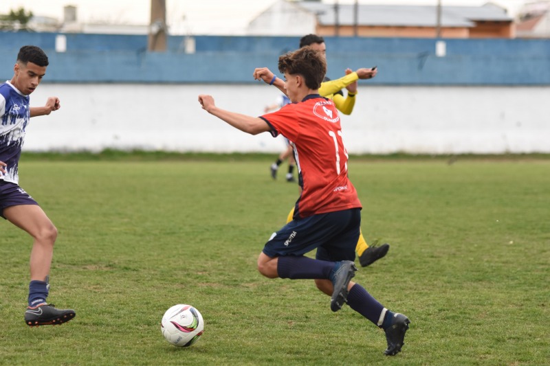 La Seleccin de Olavarra gole en el debut